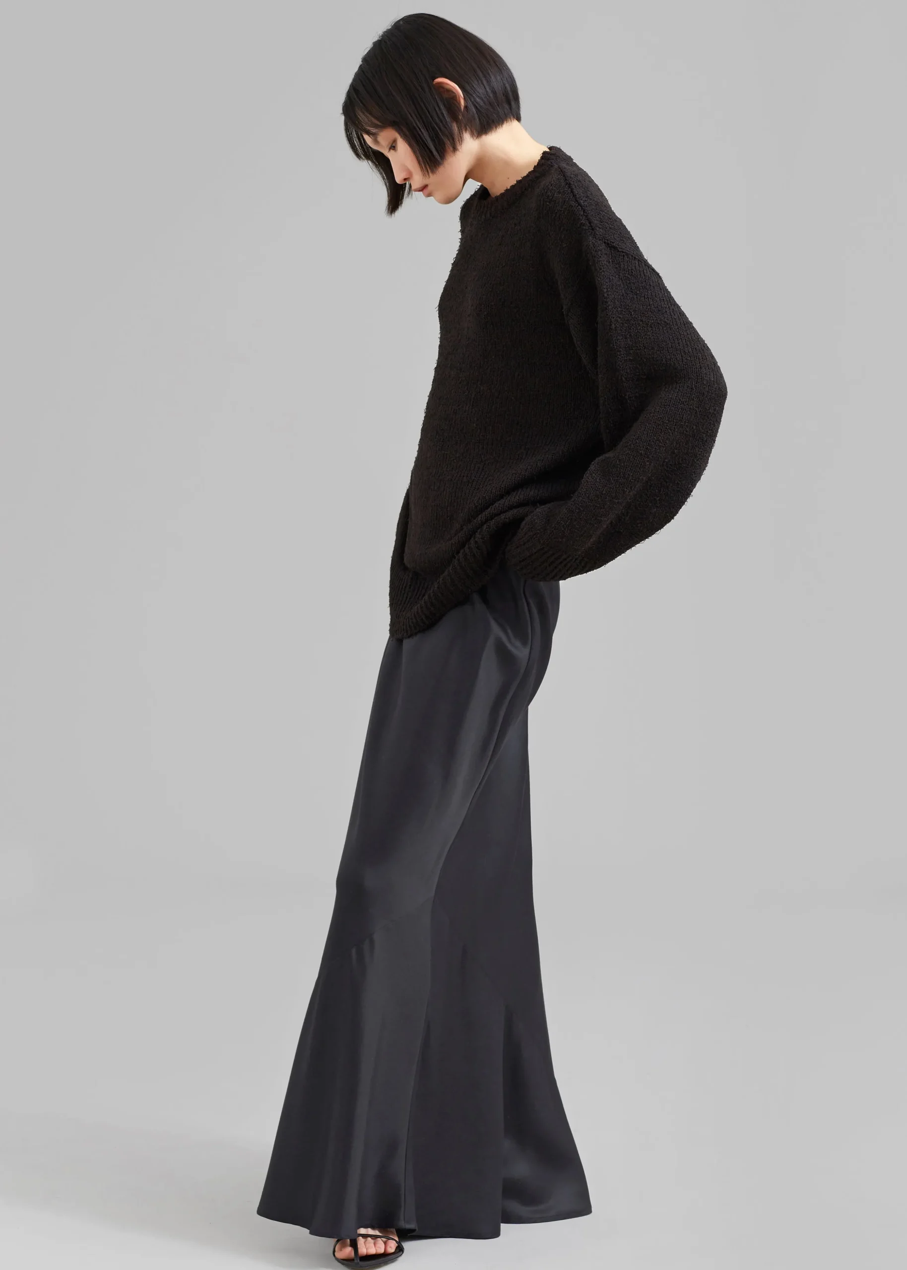 Ahine Sweater