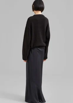 Ahine Sweater