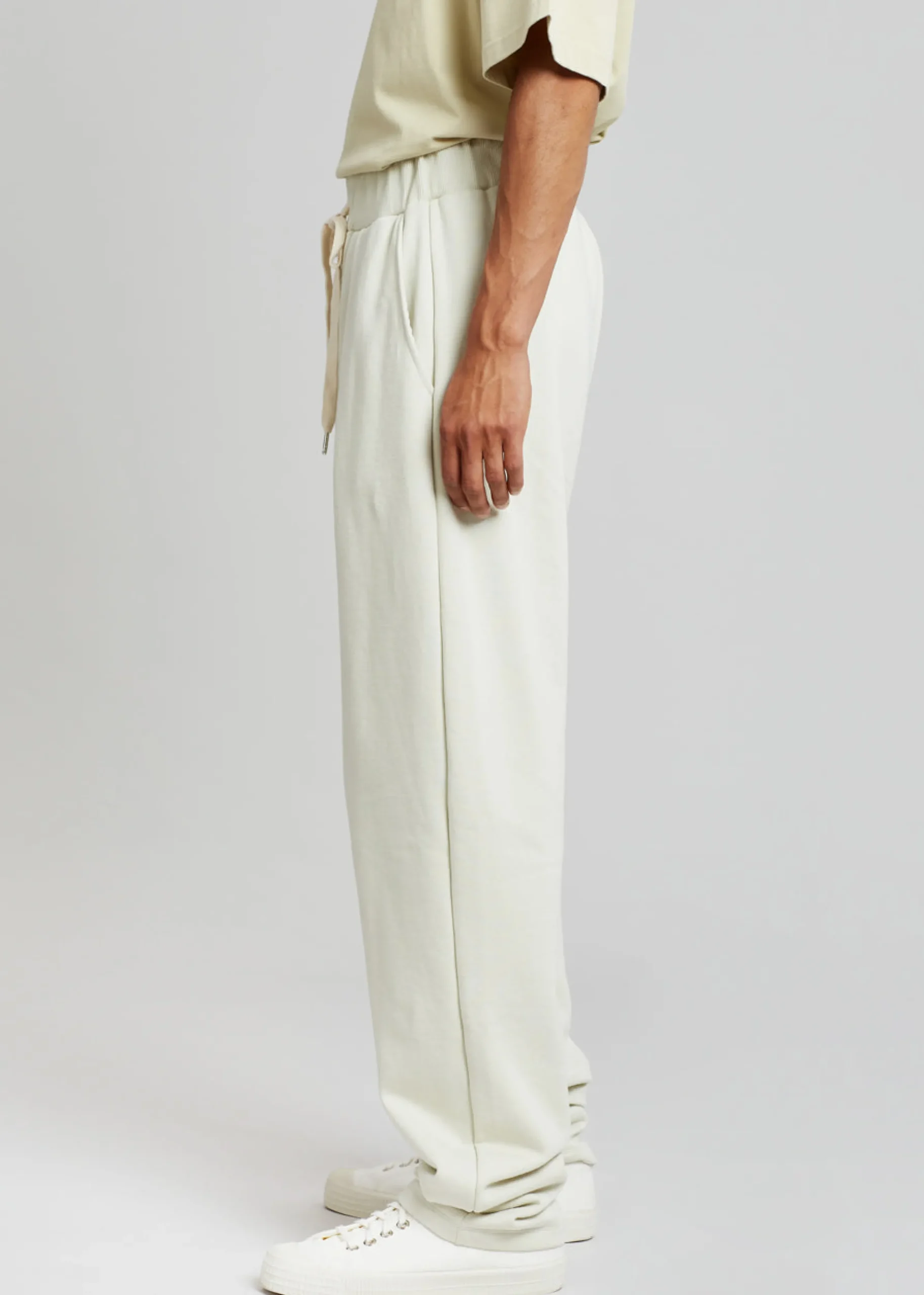 Alec Pleated Jogger Pants