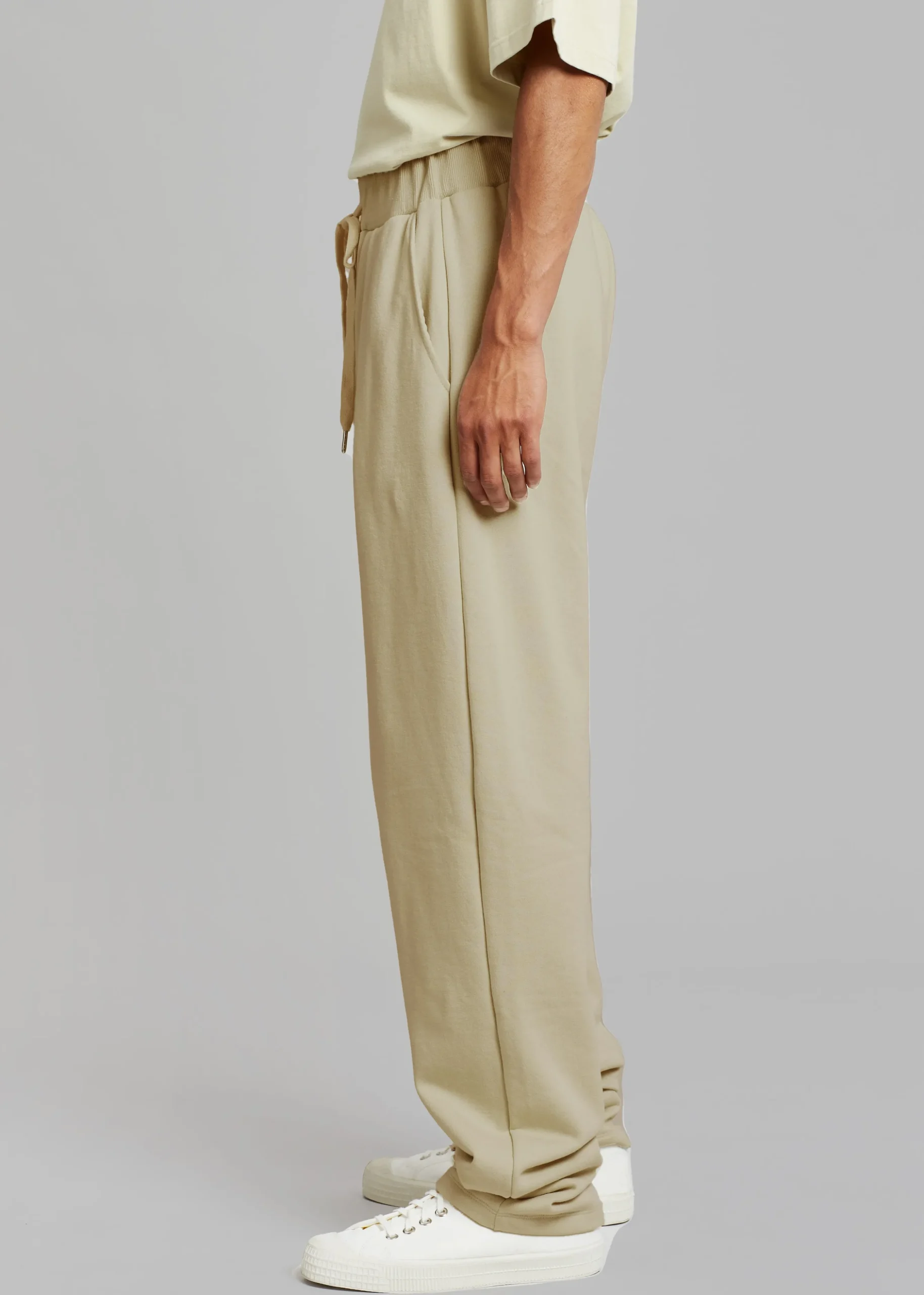 Alec Pleated Jogger Pants