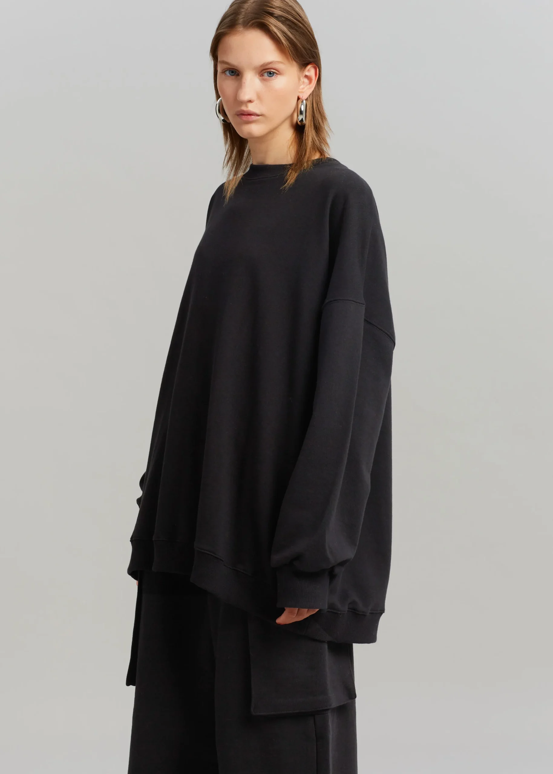 Aliz Open Back Sweatshirt