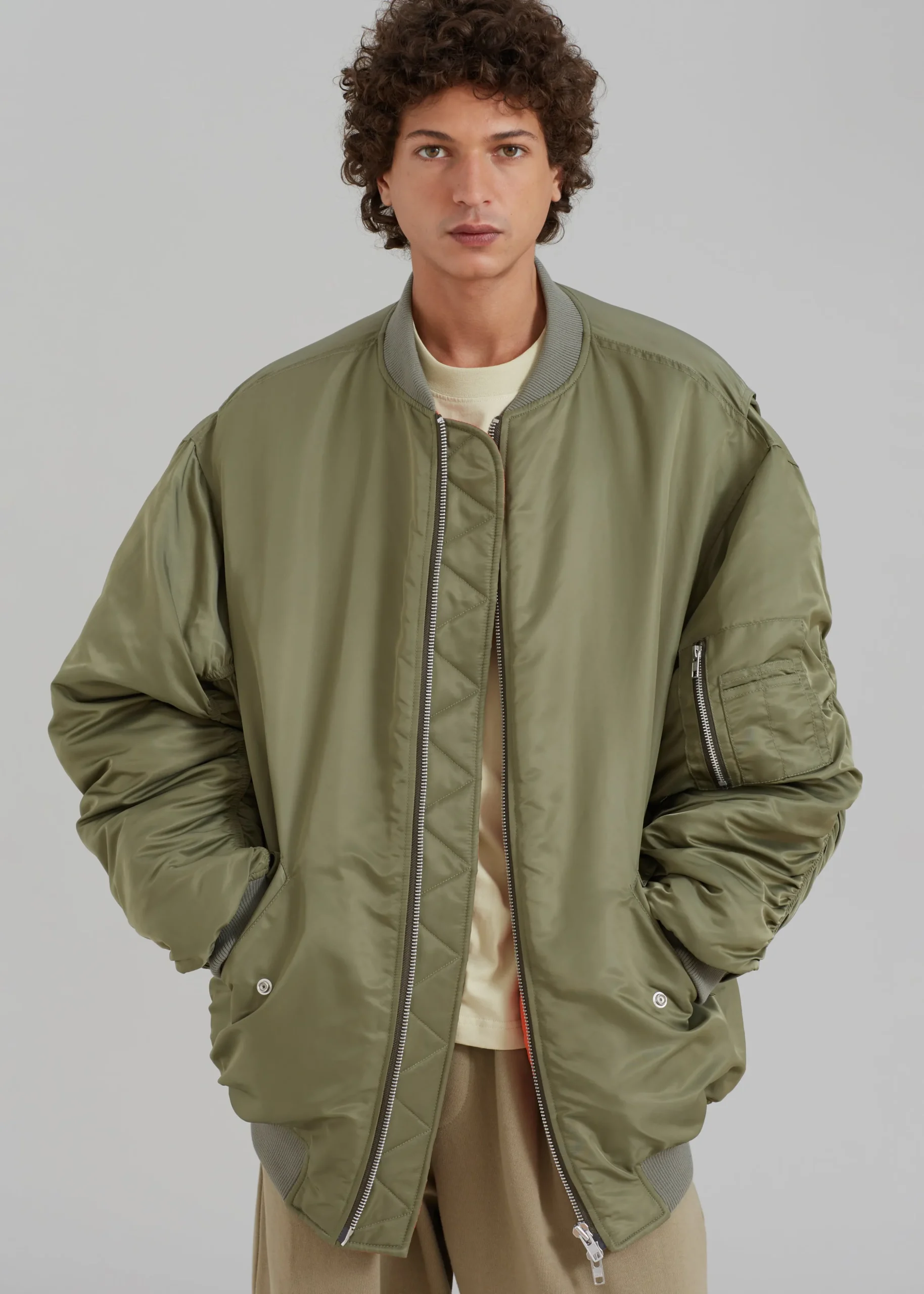 Antwan Oversized Bomber