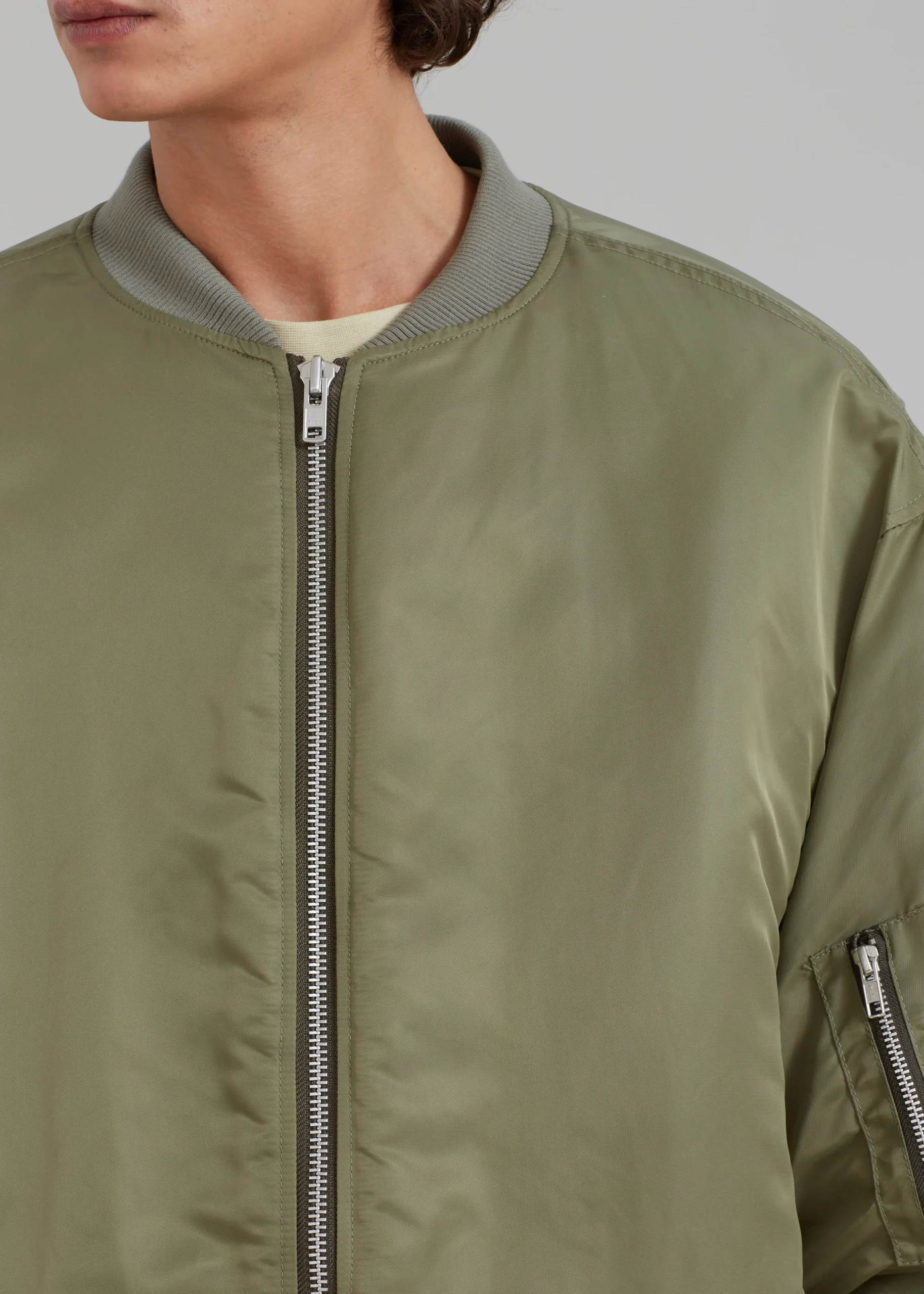 Antwan Oversized Bomber