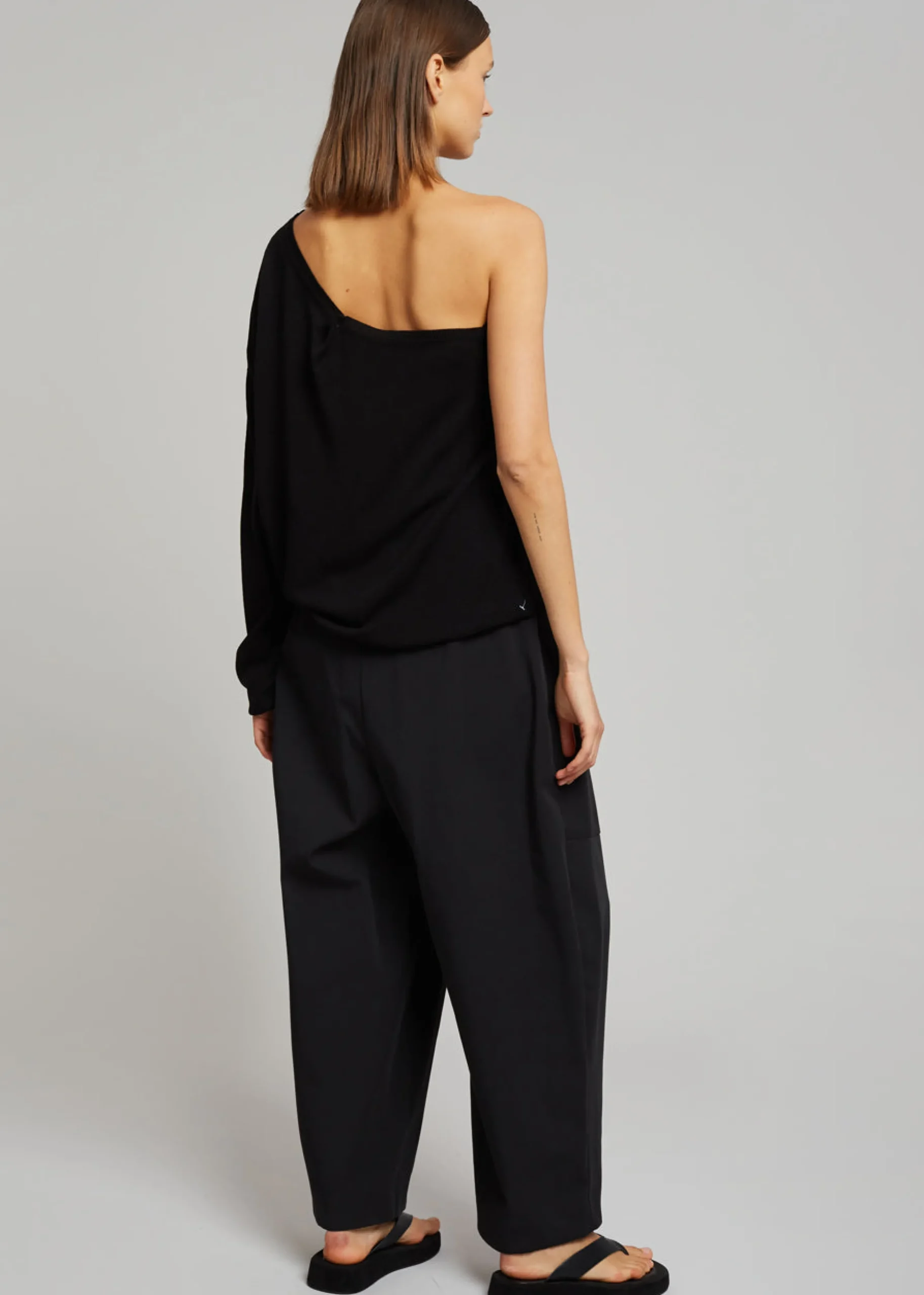 Bianca One Shoulder Loose Knit Top