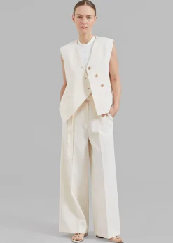 Delphi Vest