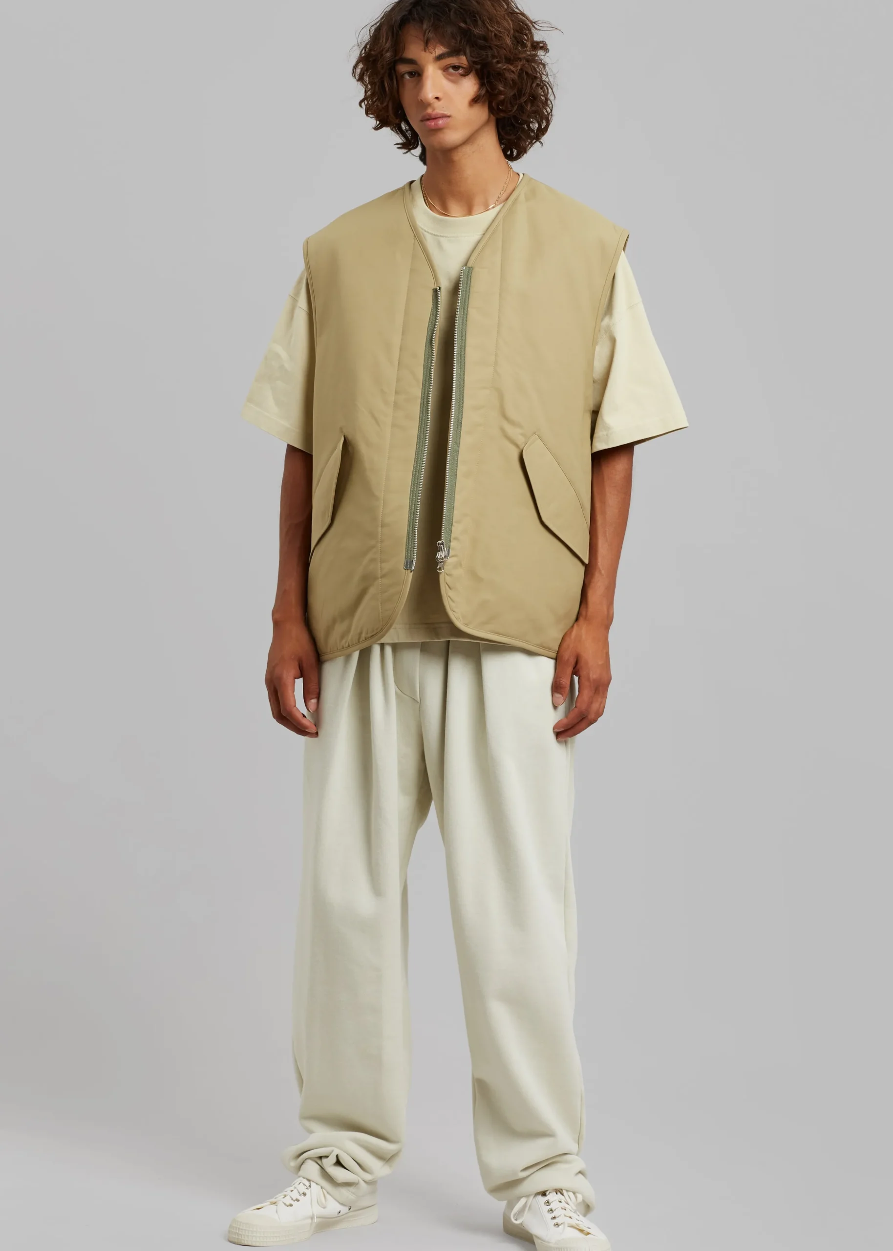 Devon Wide Zip Vest
