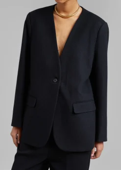 Dira Blazer