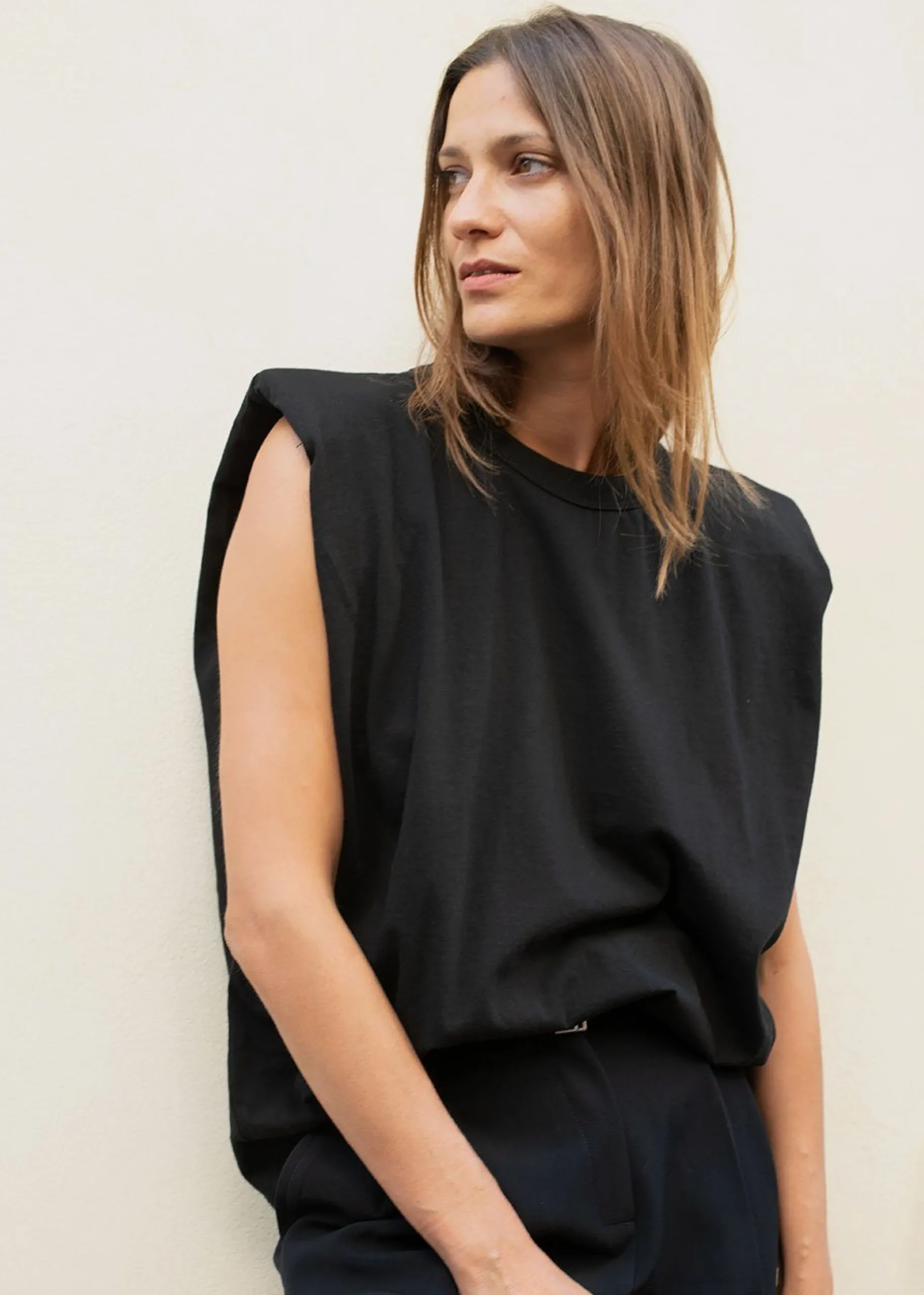 Eva Padded Shoulder Muscle T-Shirt