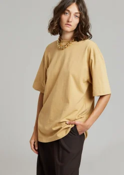 Evora Tee