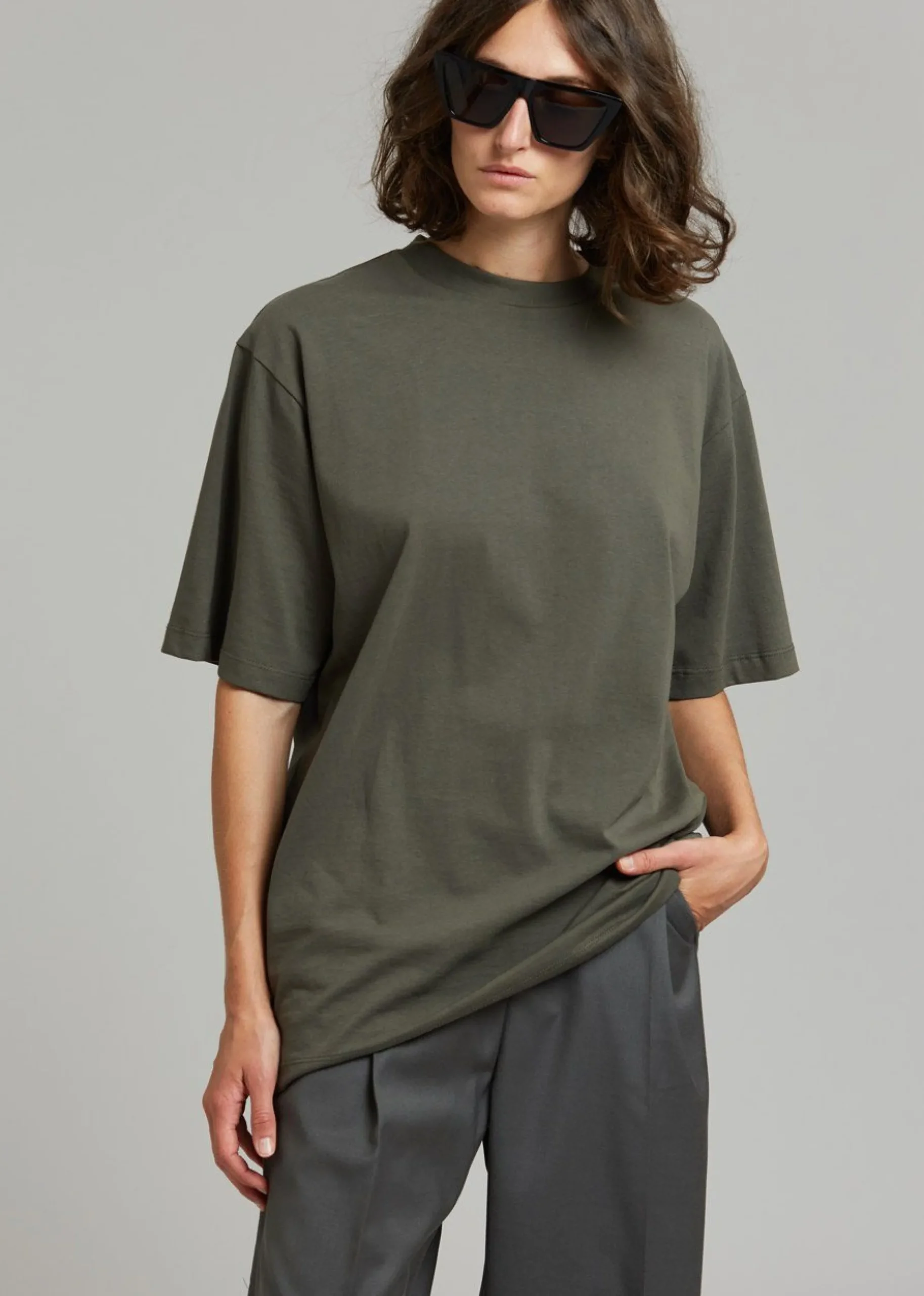 Evora Tee