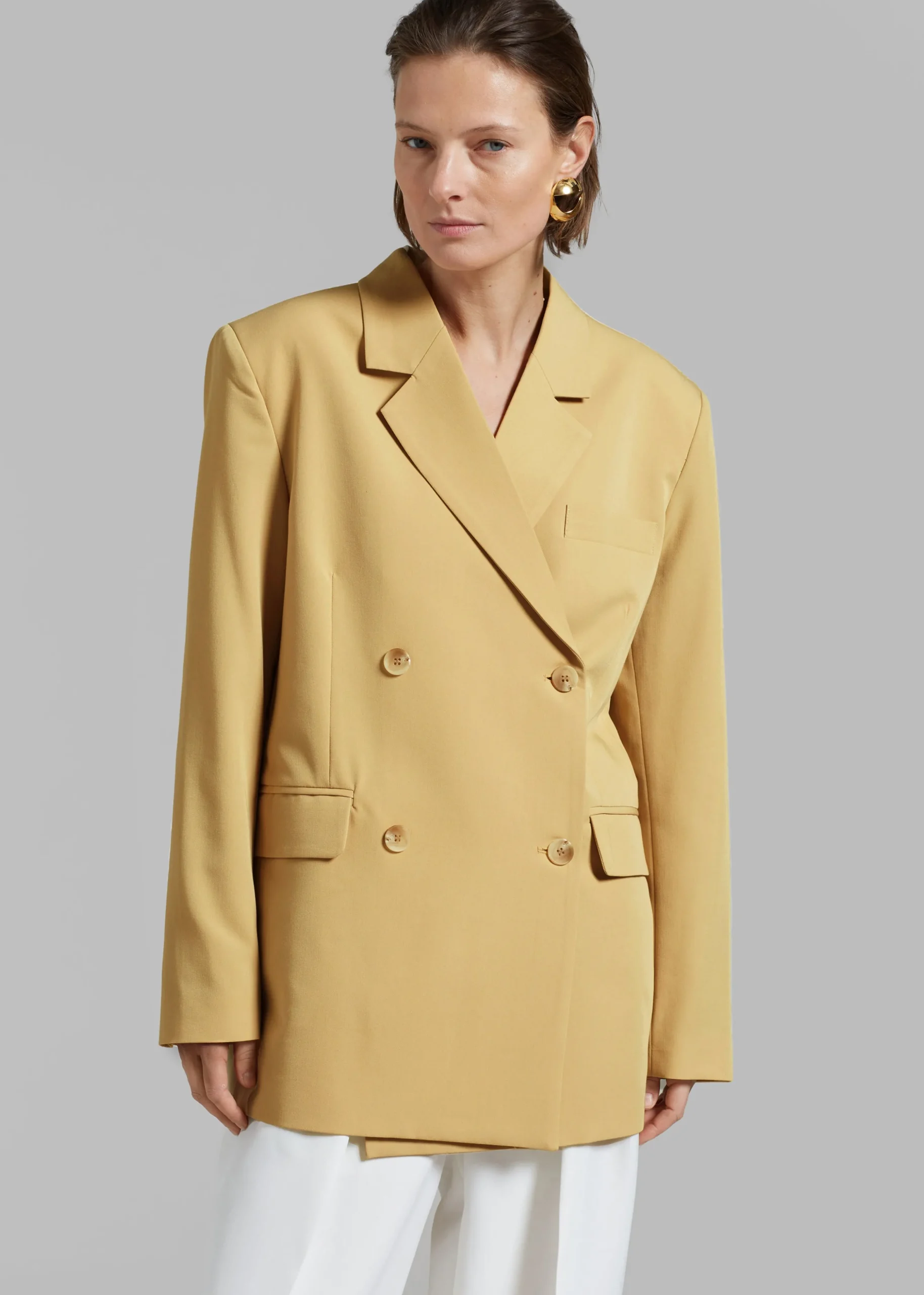 Girona Open Back Blazer