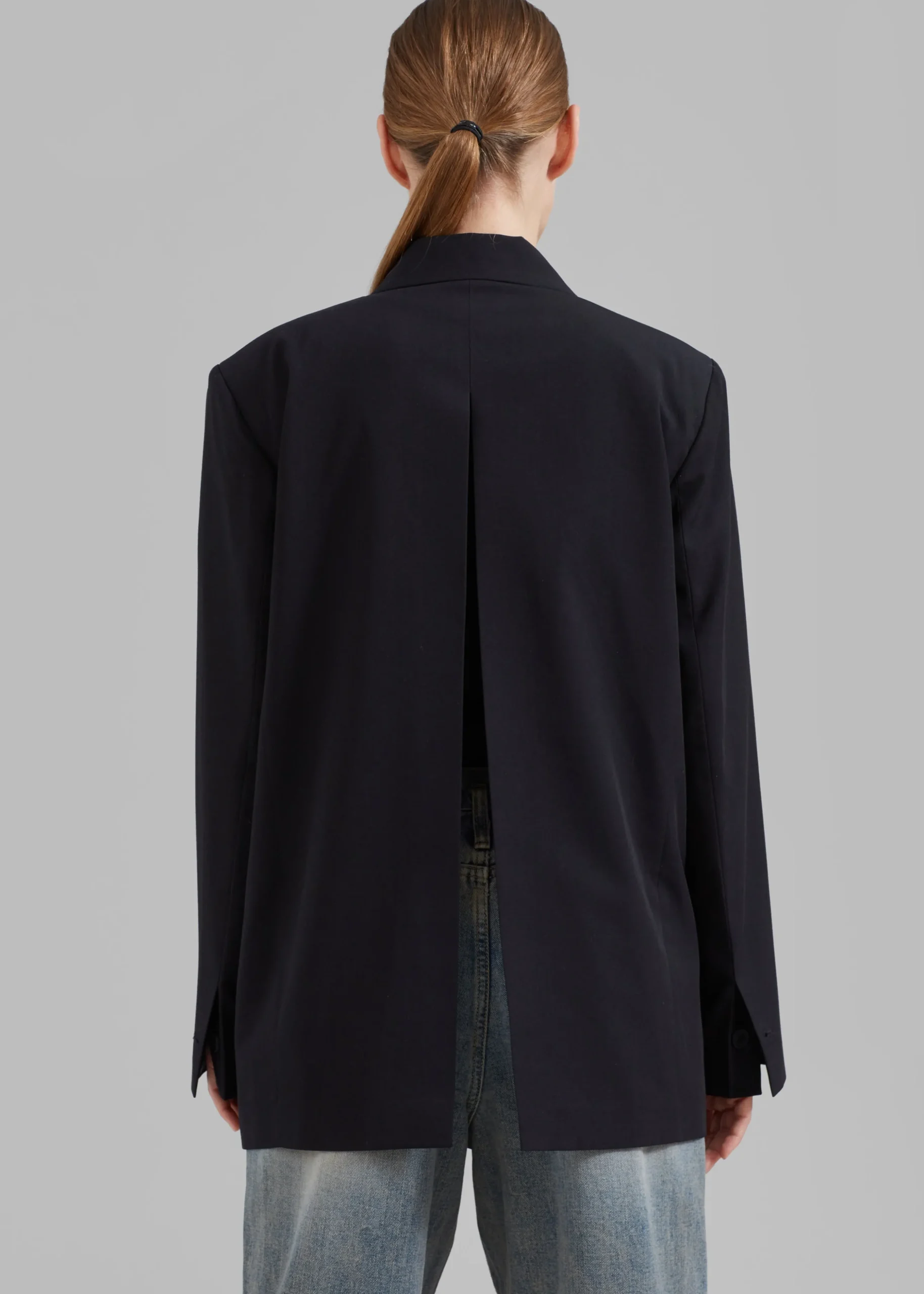 Girona Open Back Blazer