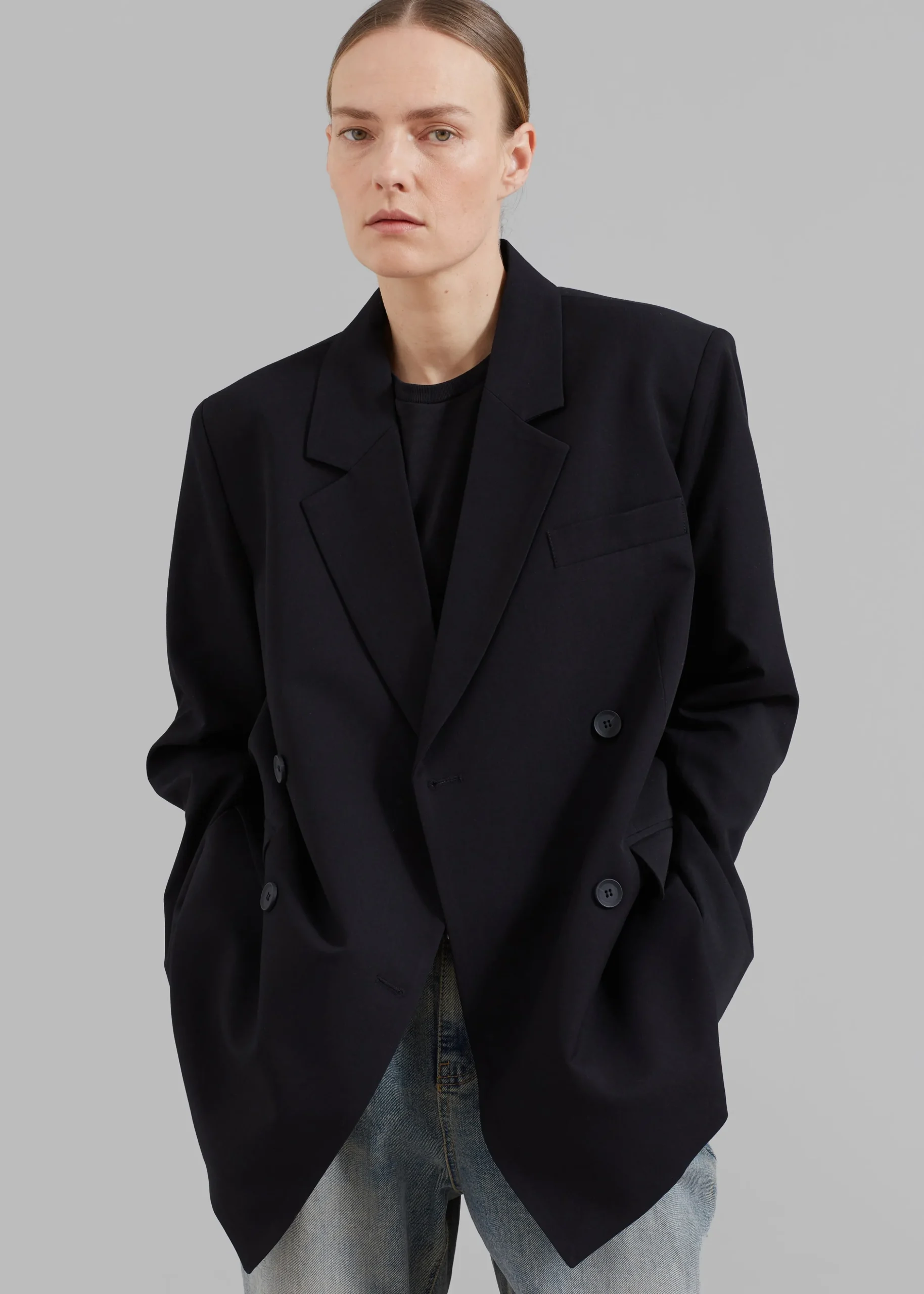 Girona Open Back Blazer