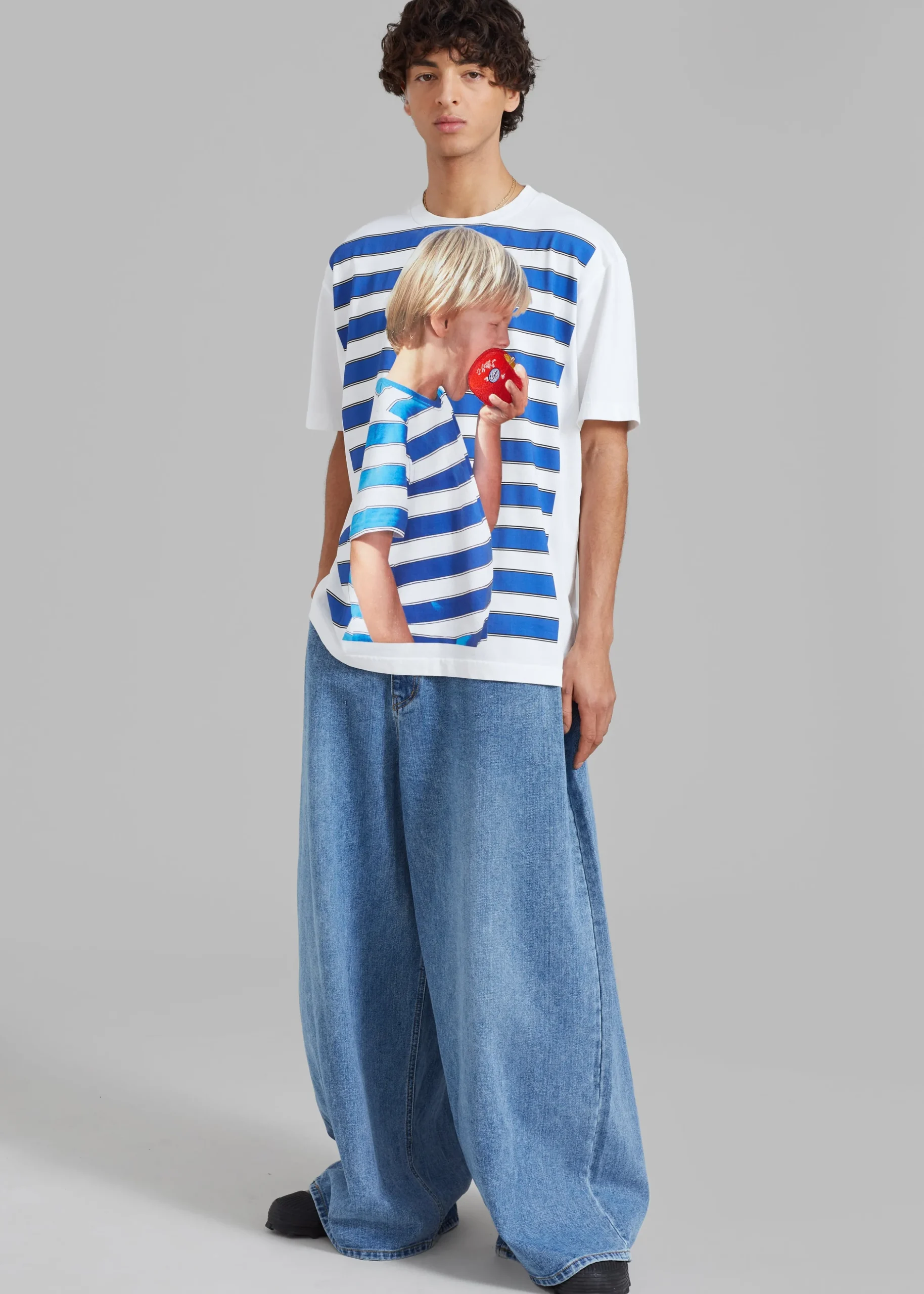 Jw Anderson Boy With Apple Oversized T-Shirt