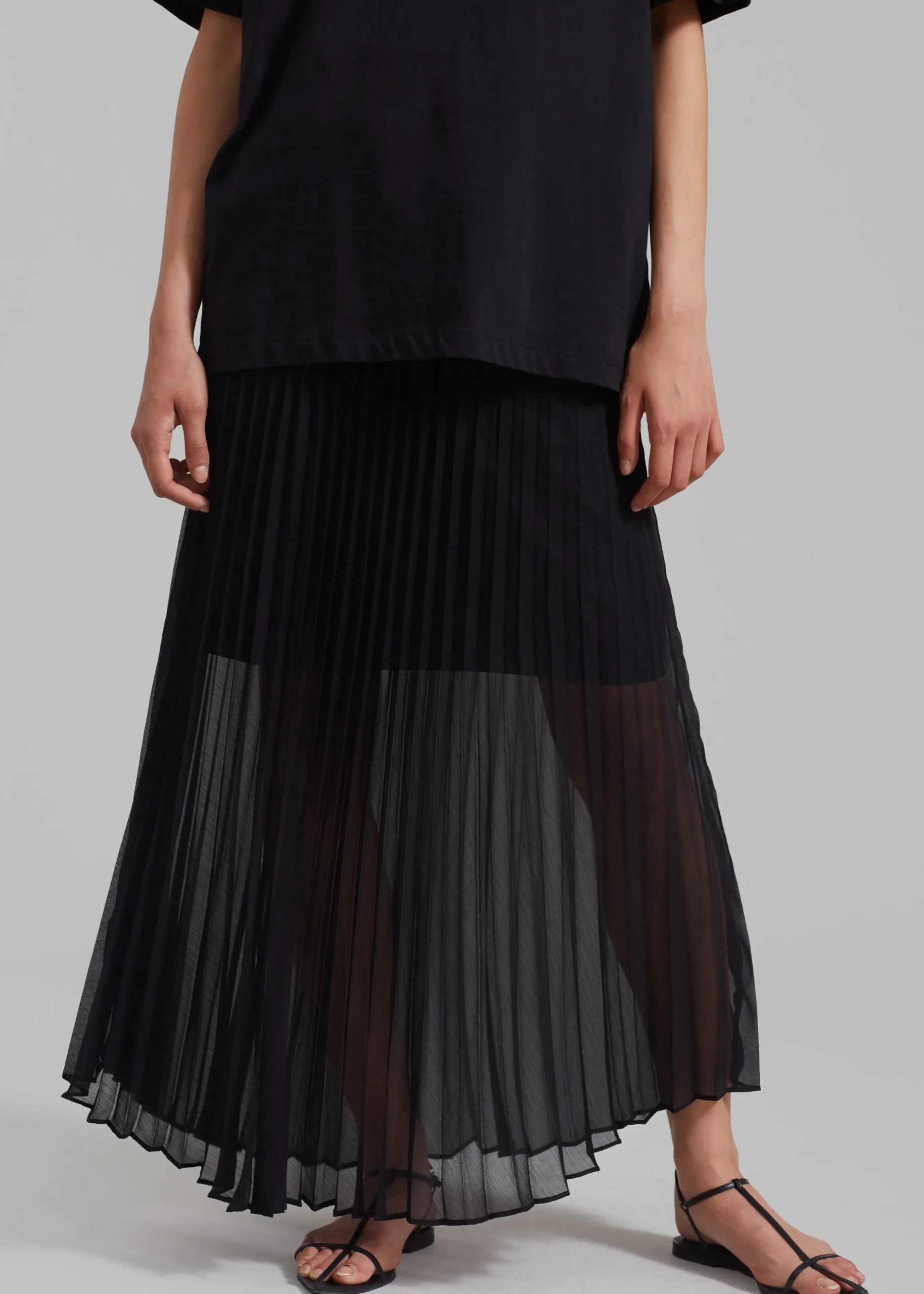 Kaya Pleated Maxi Skirt