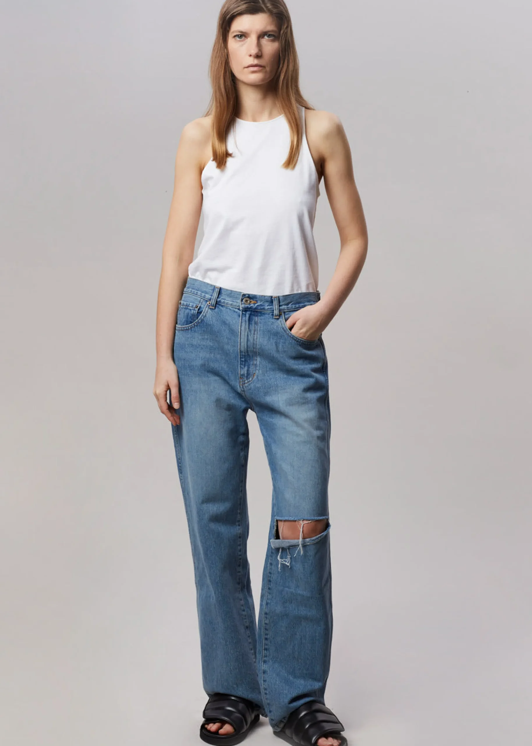 Laon Ripped Jeans