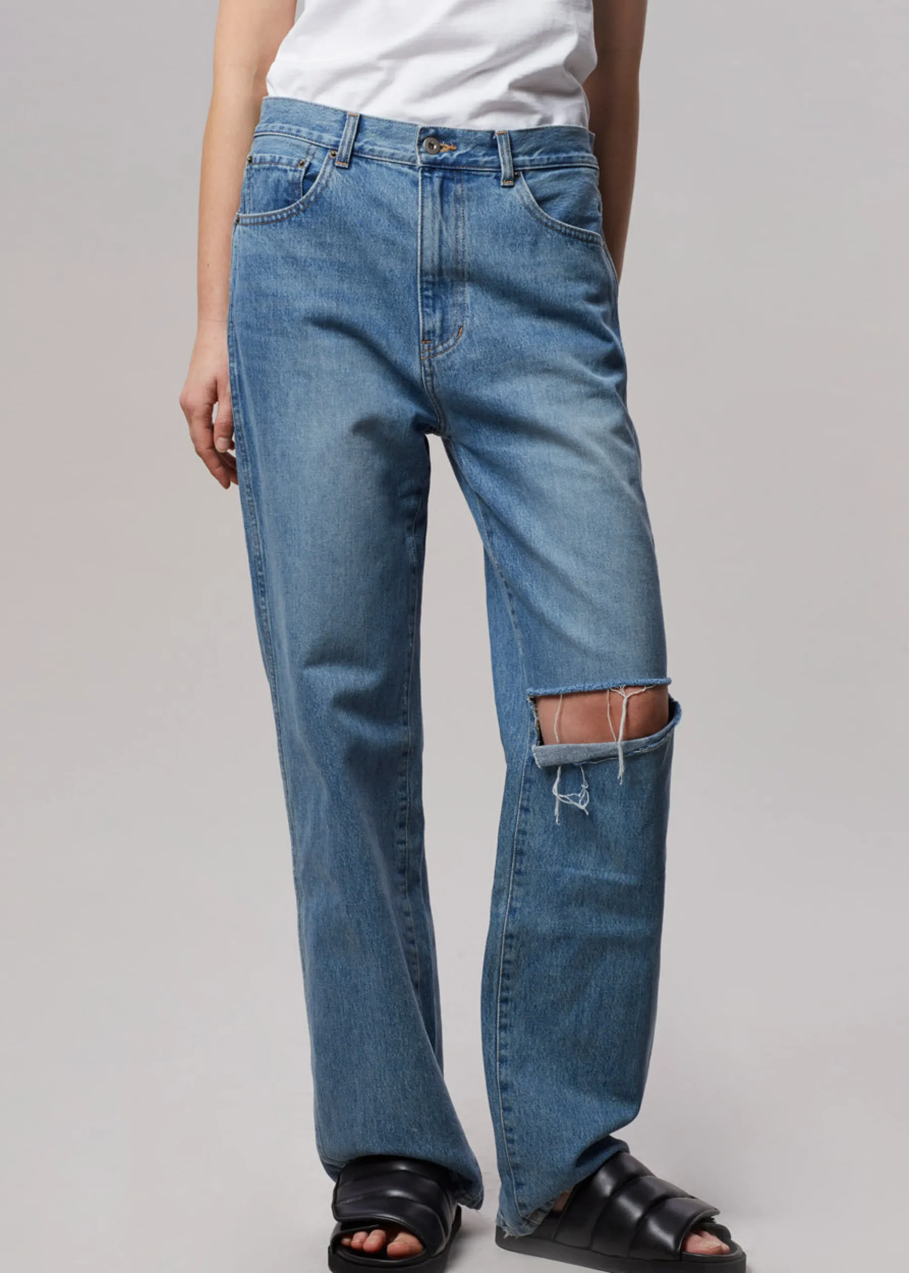 Laon Ripped Jeans