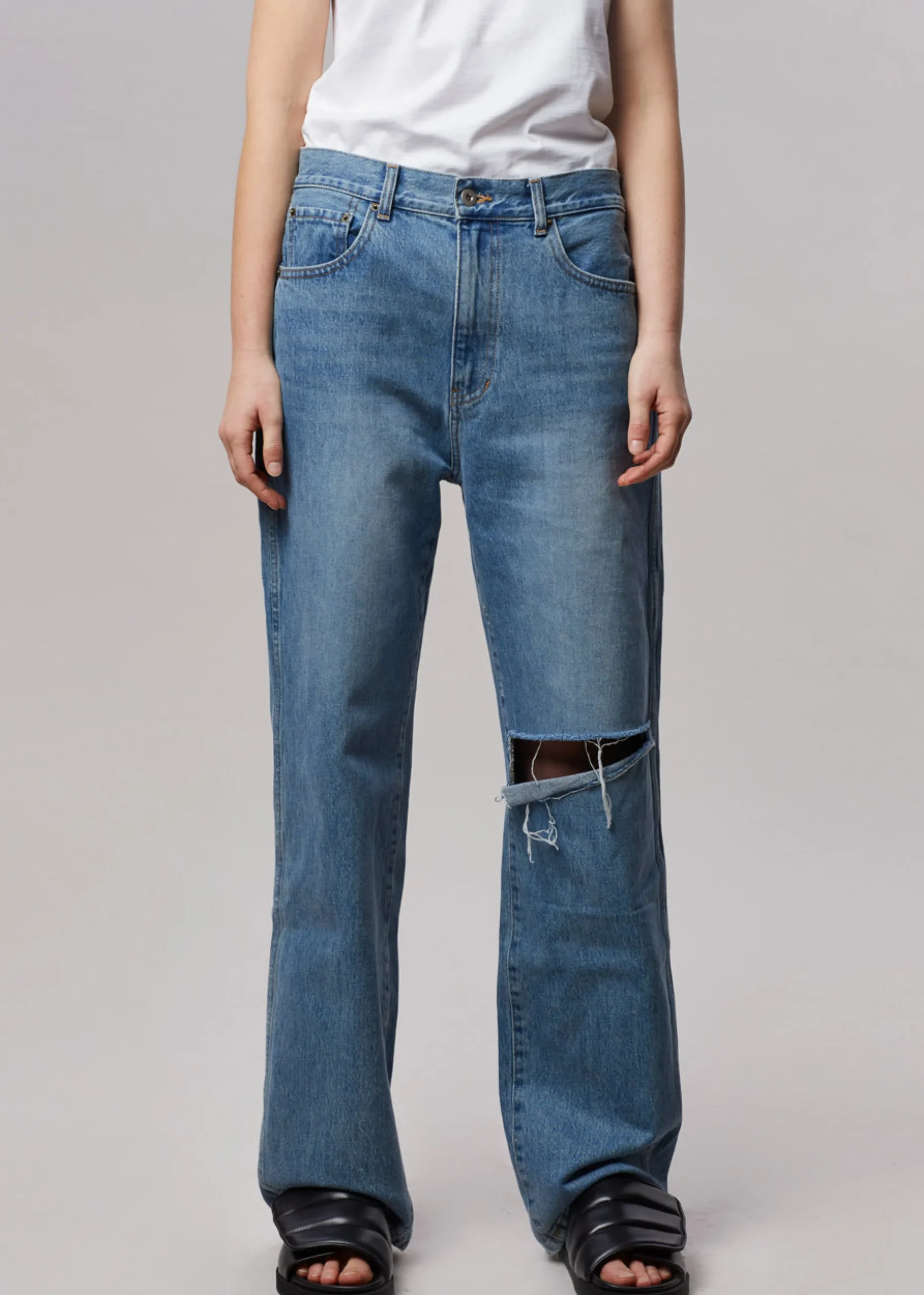 Laon Ripped Jeans