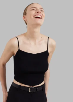 Low Classic Knitted Sleeveless Crop Top
