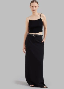Low Classic Knitted Sleeveless Crop Top