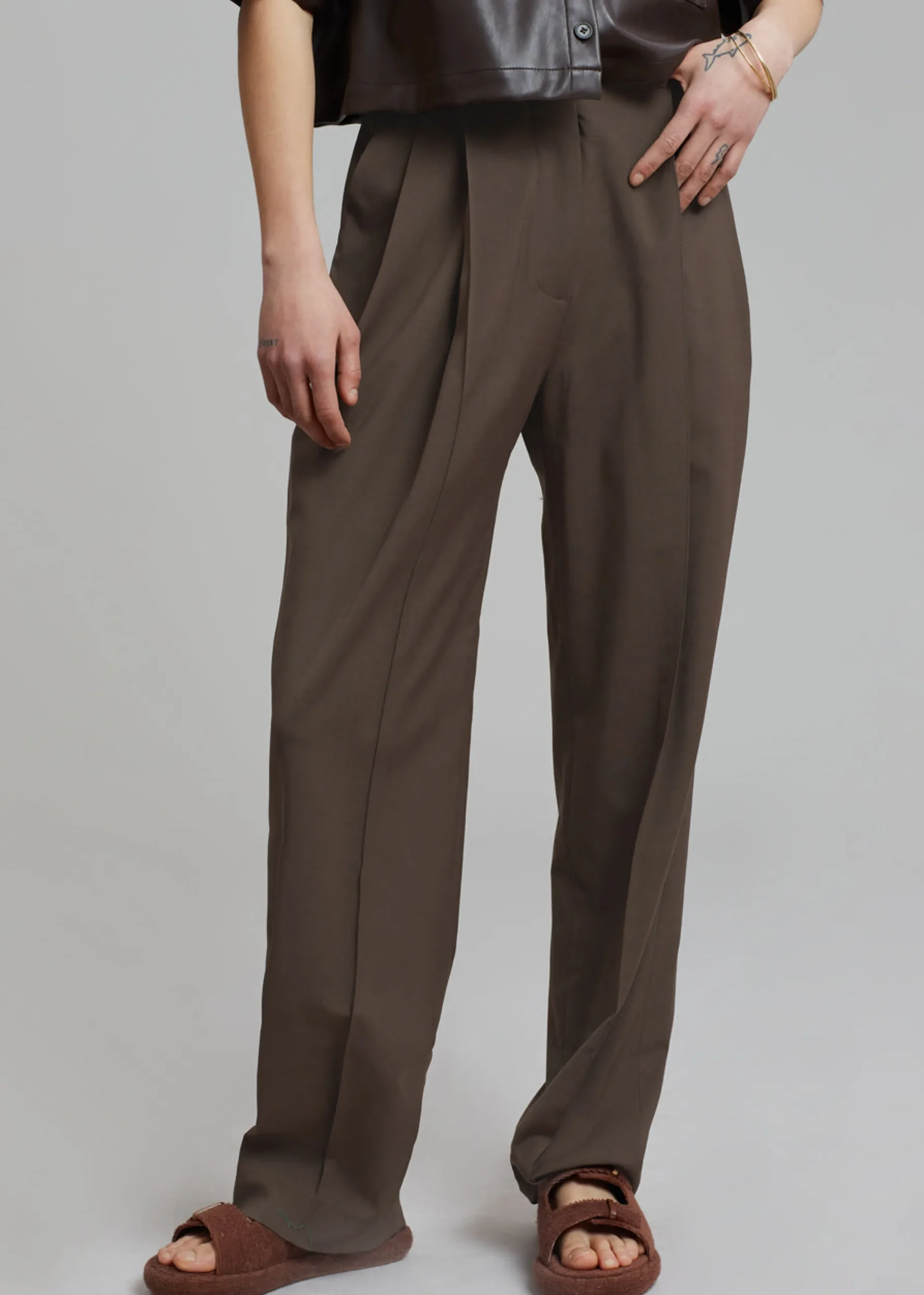 Low Classic Low Rise Trousers