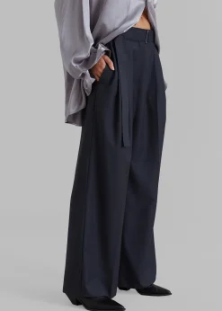 Lyxe Belted Pants