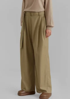 Lyxe Belted Pants