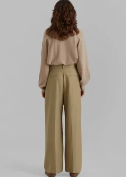 Lyxe Belted Pants