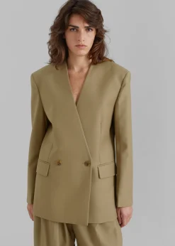 Lyxe Collarless Blazer
