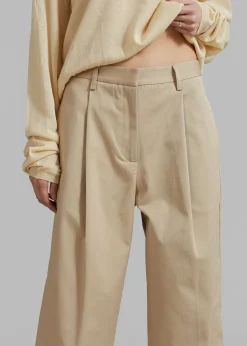 Matteau Summer Chino