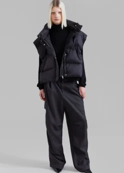 Prague Puffer Hoodie Vest