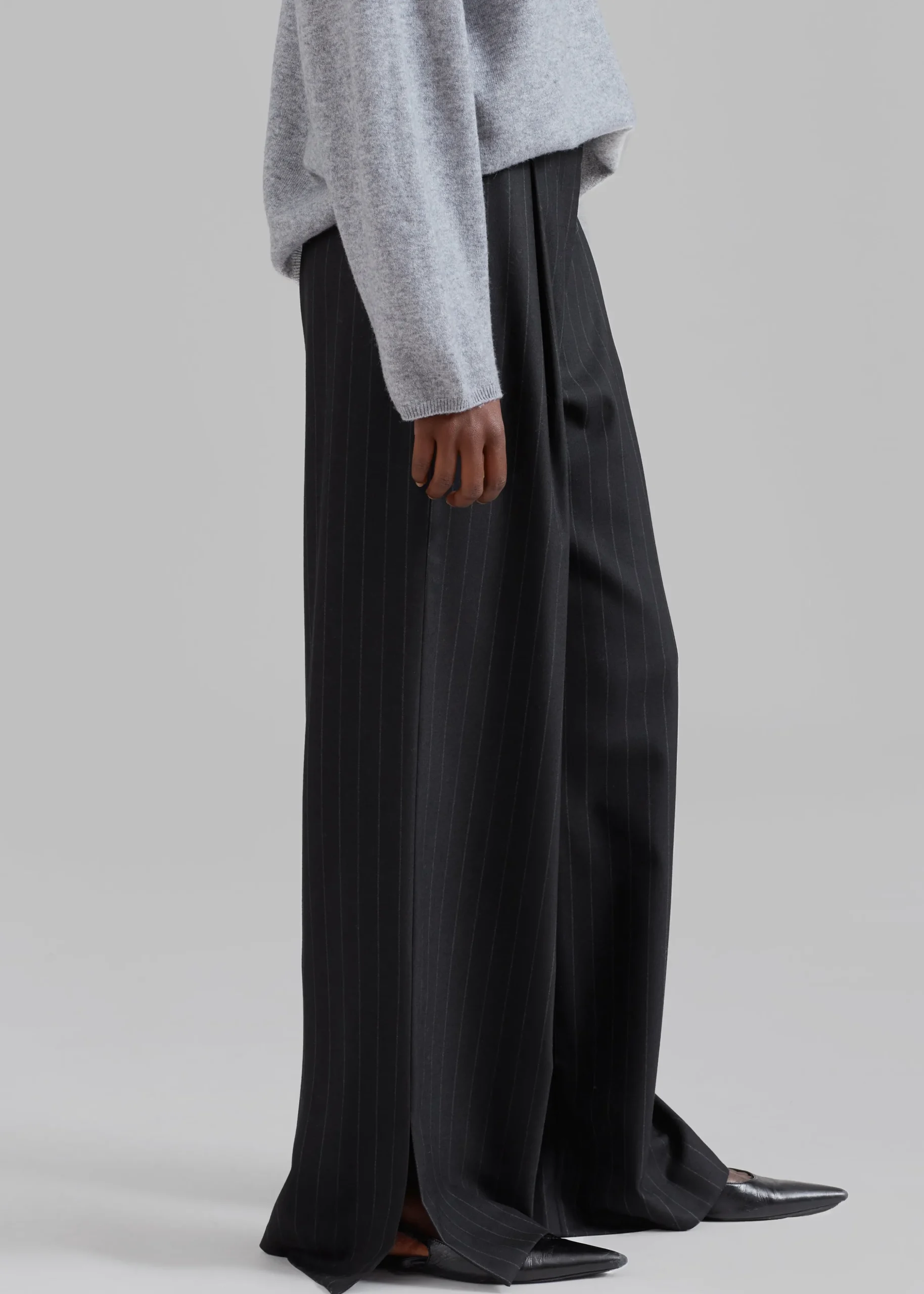 The Garment Chicago Pants