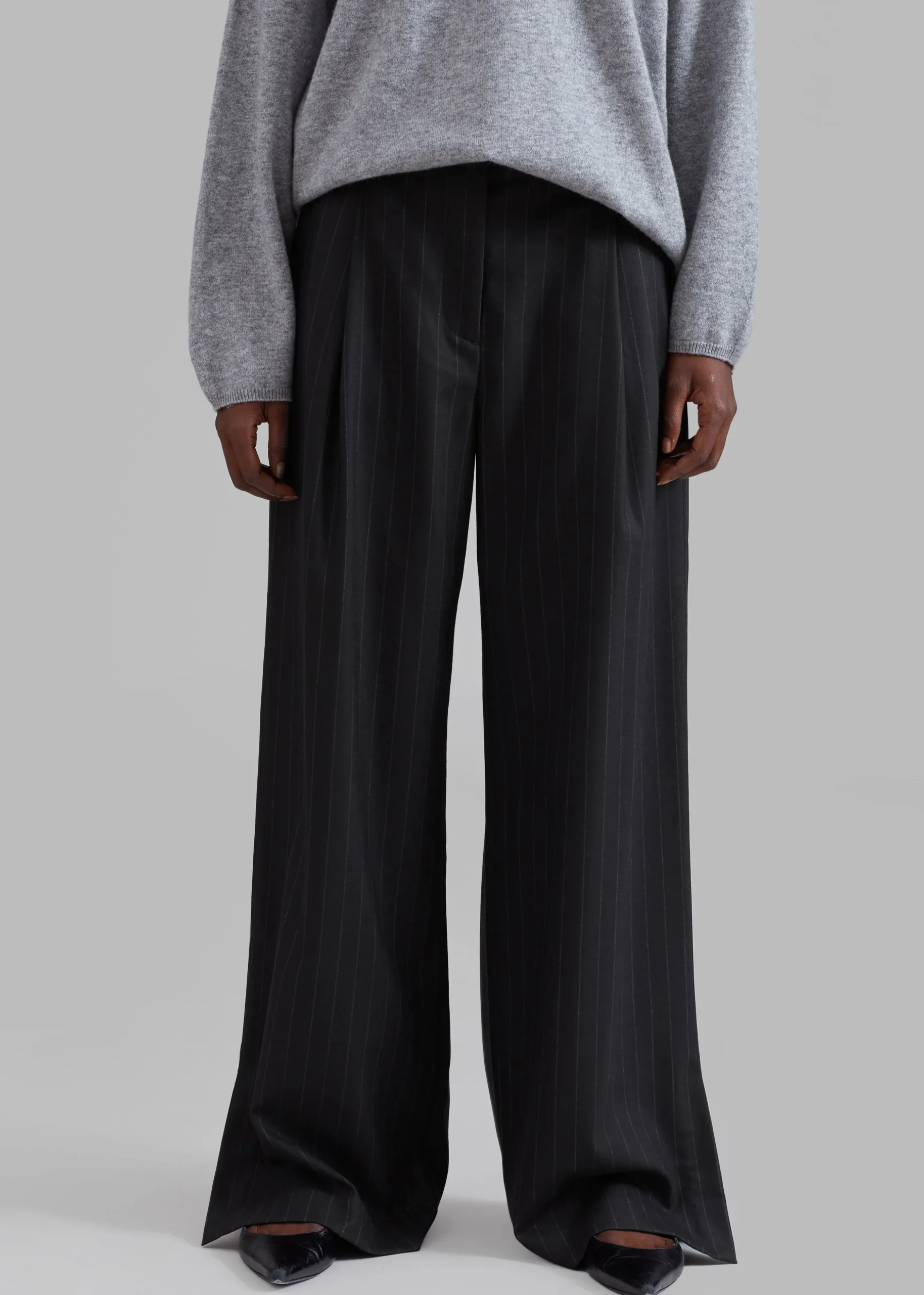 The Garment Chicago Pants