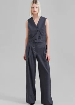 The Garment Windsor Vest