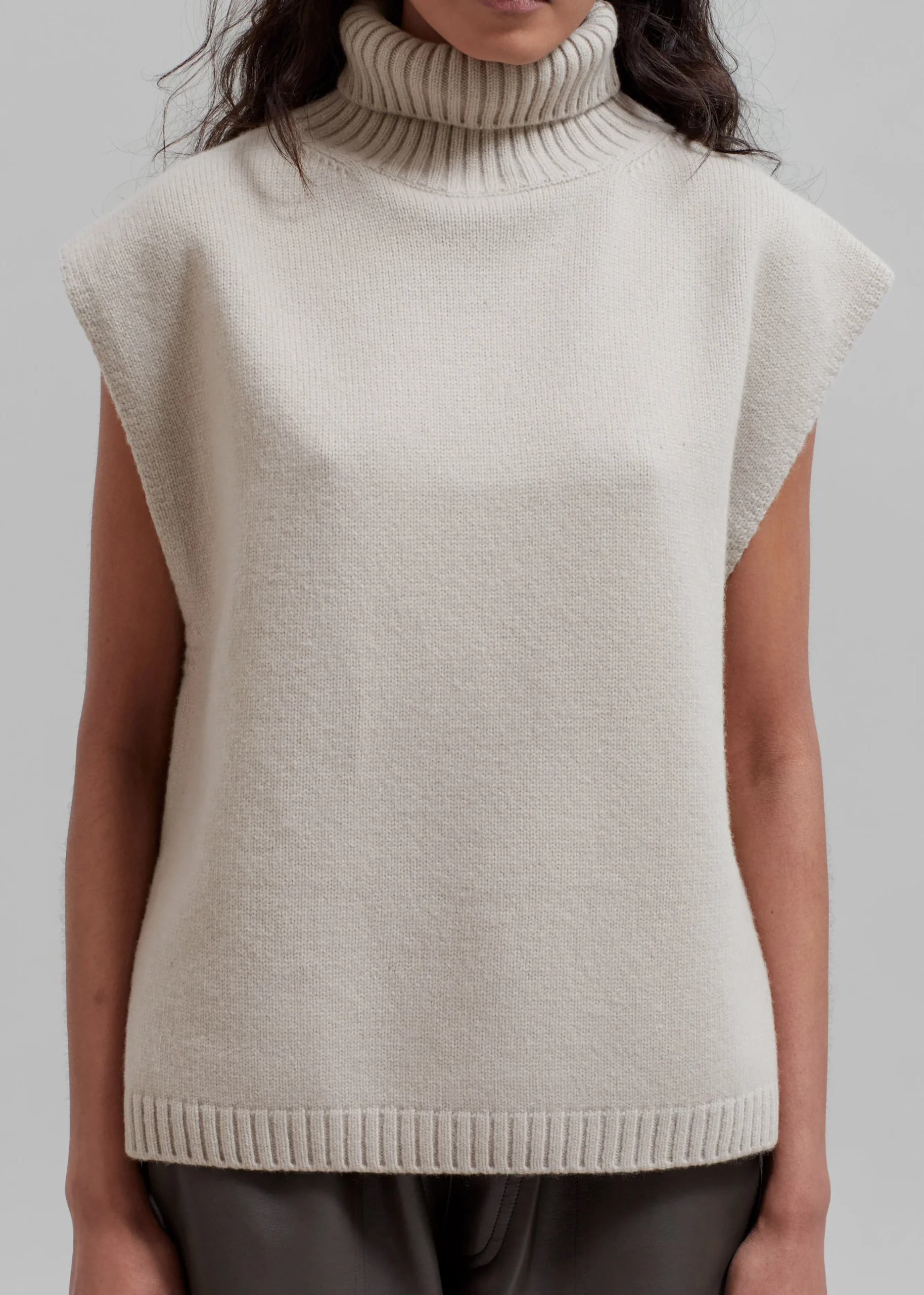 Vira Sleeveless Knit Turtleneck