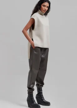 Vira Sleeveless Knit Turtleneck