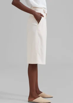 Vivian Fluid Pleated Bermuda Shorts